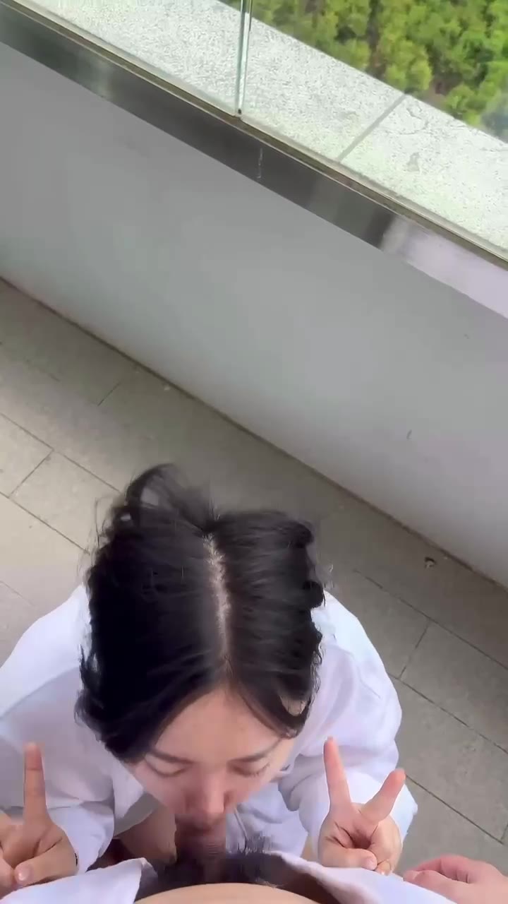 Background nonton video viral Bokep China Ngulum Di Balkon Atas