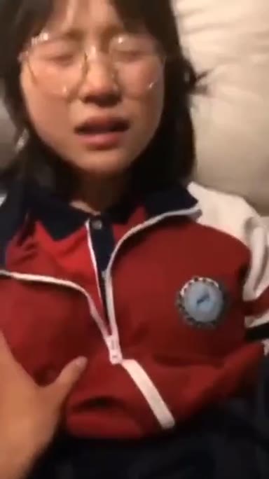 Background nonton video viral Bocil Polos Nangis Di Entot Omnya